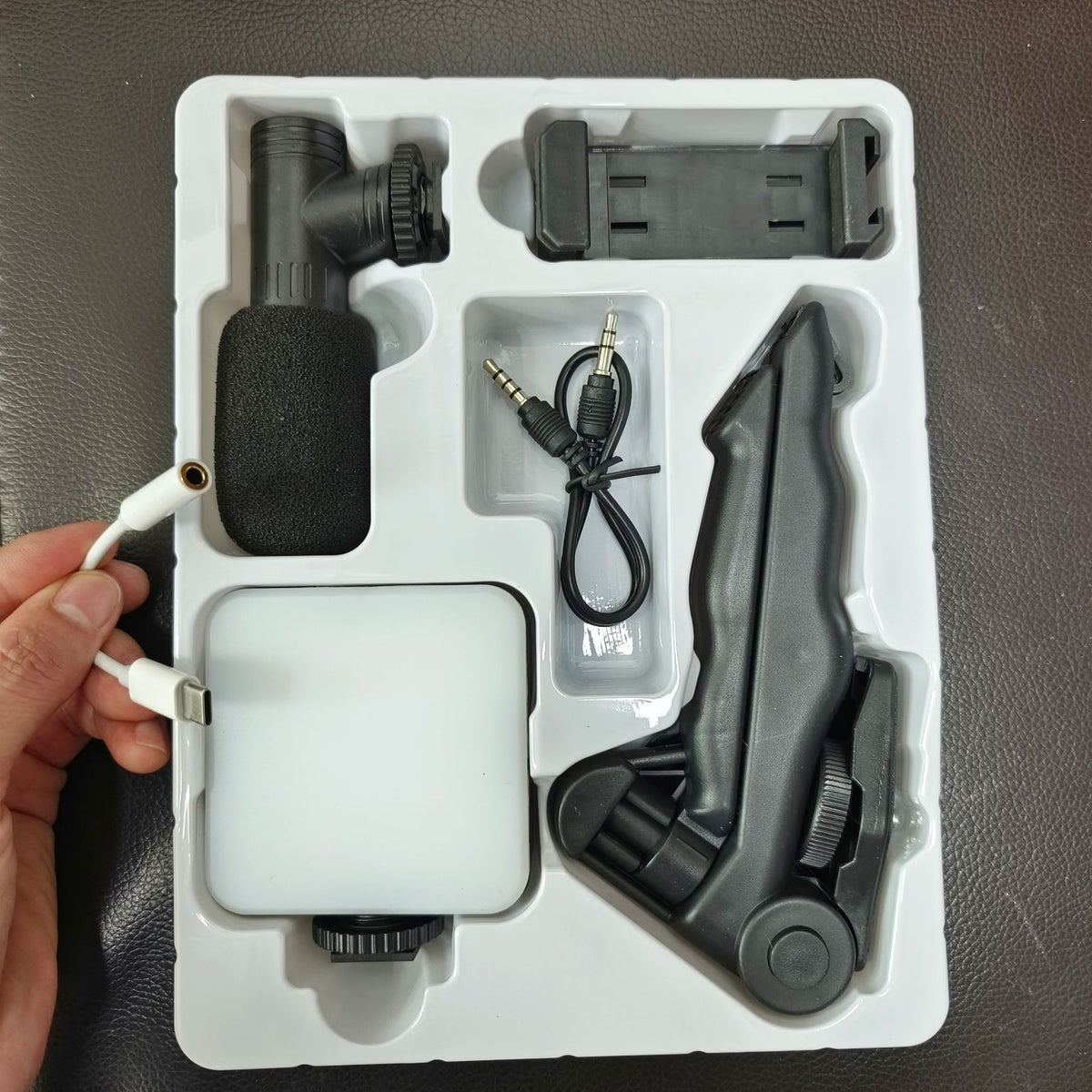 Luz de relleno de bolsillo de belleza para escritorio con patas/trípode y set de micrófono, lámpara de conferencias para cámara réflex y fotografía de mano con micrófono.