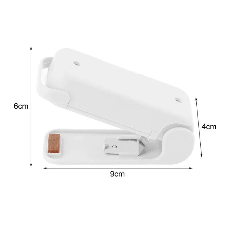 Mini heat bag sealer, portable sealer for plastic packaging and food bags, thermal sealing machine for food preservation.
